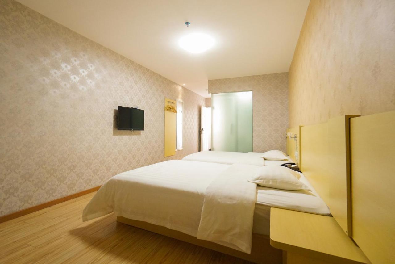 Jia Mei Xin Holiday Hotel Baiyun Airport Branch Guangzhou Exterior photo