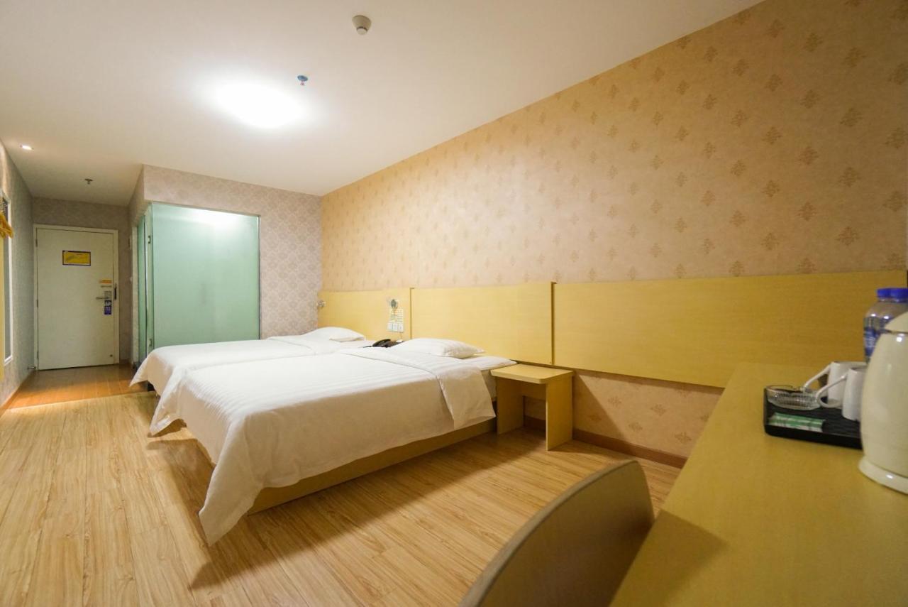 Jia Mei Xin Holiday Hotel Baiyun Airport Branch Guangzhou Exterior photo